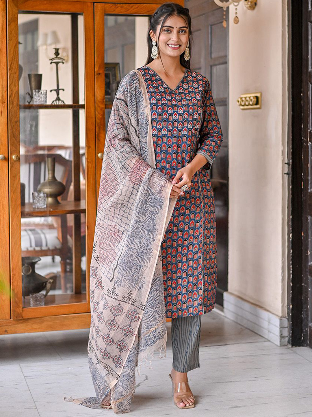 

Benaaz Ethnic Motifs Printed Thread Work Pure Cotton Kurta With Trousers & Dupatta, Blue
