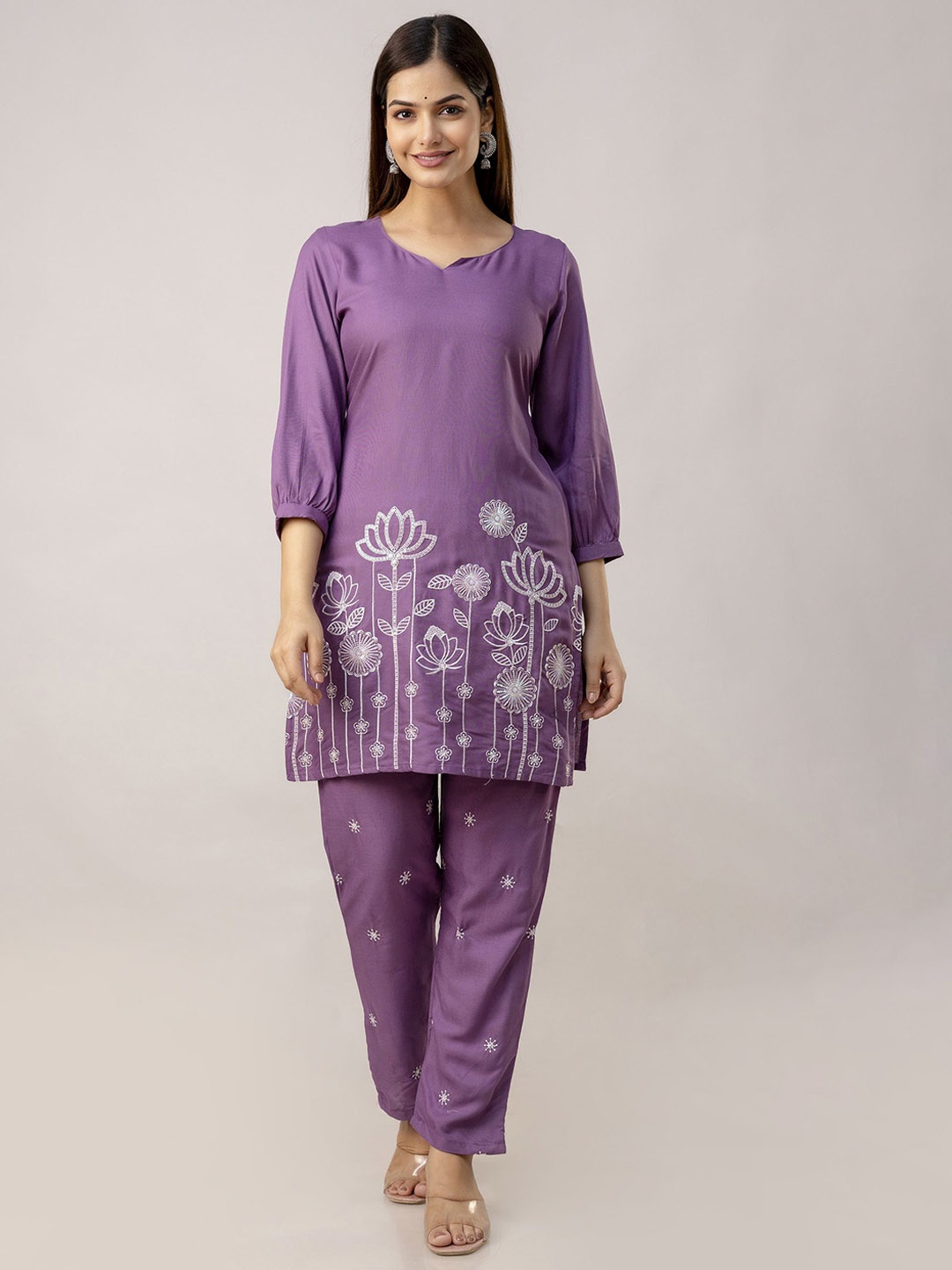 

TRENDSWILL Floral Embroidered Thread Work Straight Kurta with Trousers, Purple