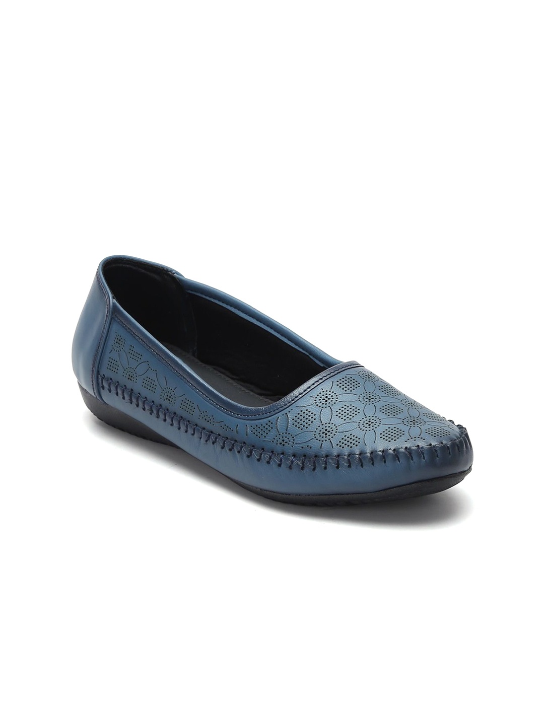 

Zoom Shoes Women Textured Leather Loafers, Blue