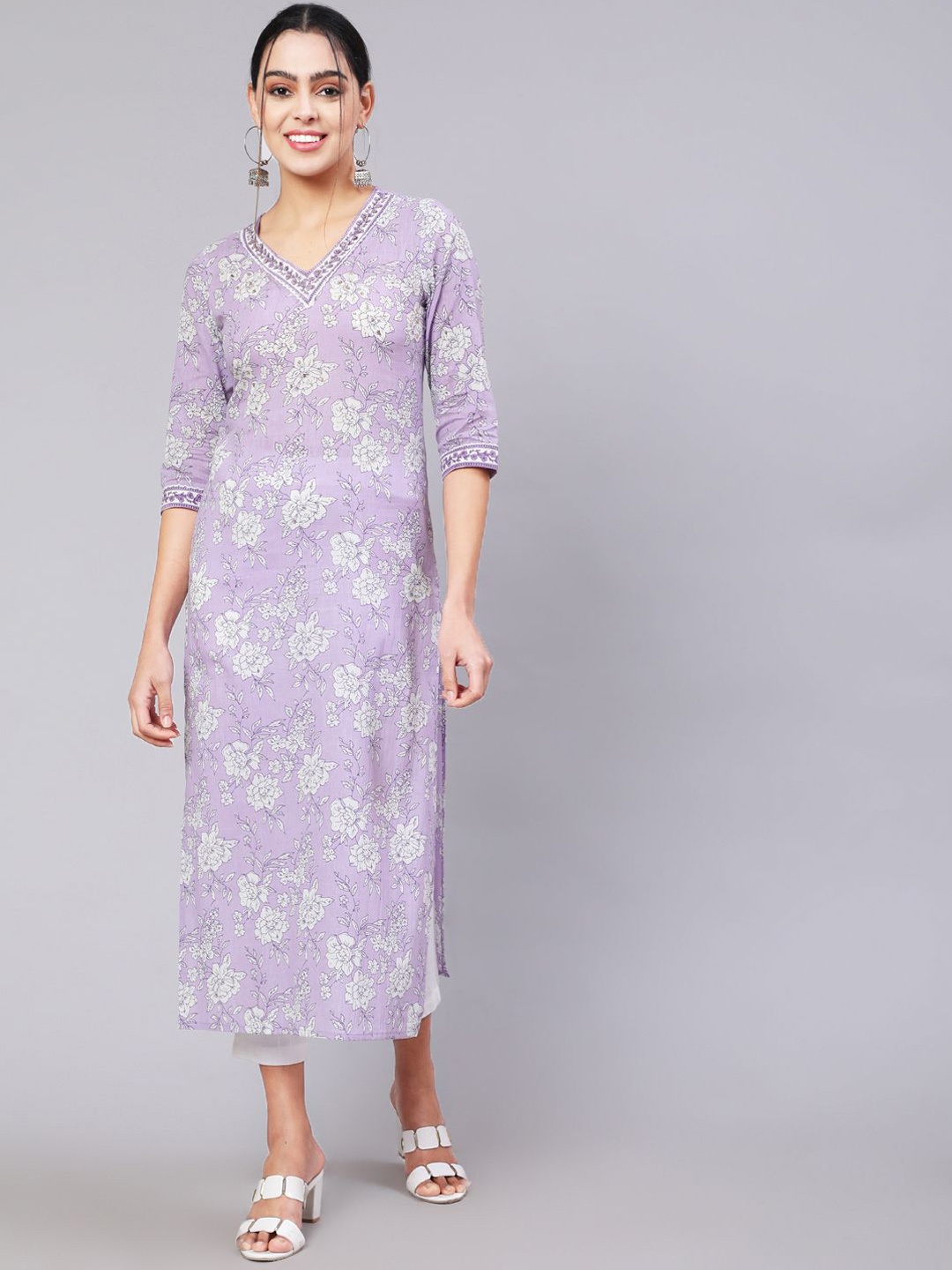 

Sa Rasa Floral Printed Pure Cotton Straight Kurta, Purple