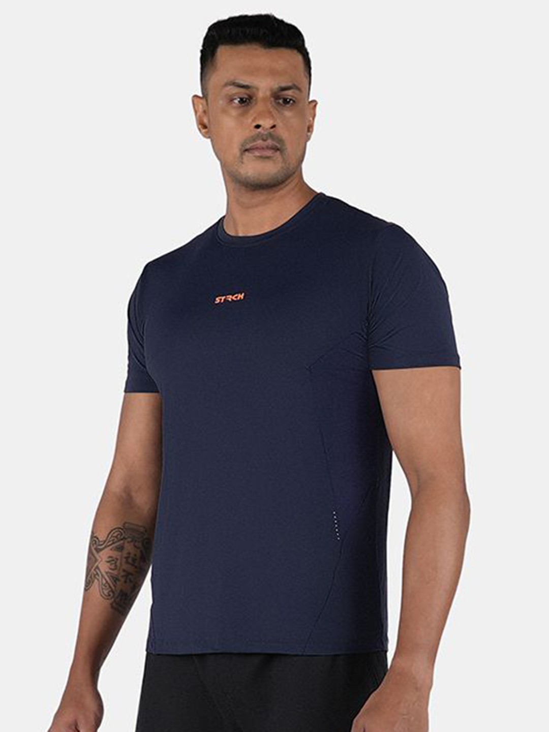 

STRCH Men Anti Odour Solid Round Neck T-shirt, Navy blue