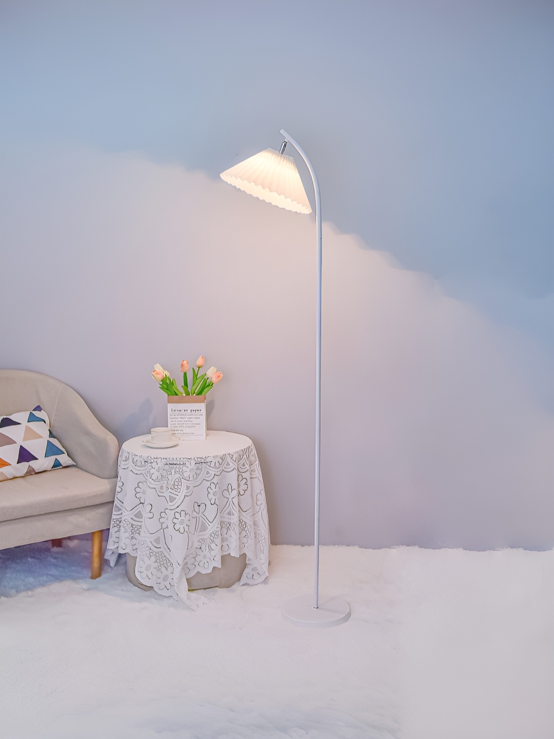 

The Better Home White Contemporary Metal Floor Lamps