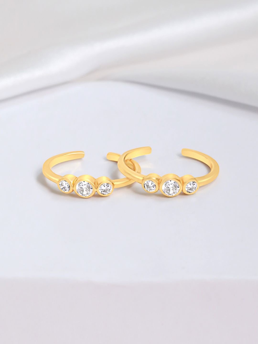 

Zavya 925 Sterling Silver Gold-Plated Cubic Zirconia Stone Studded Toe Rings