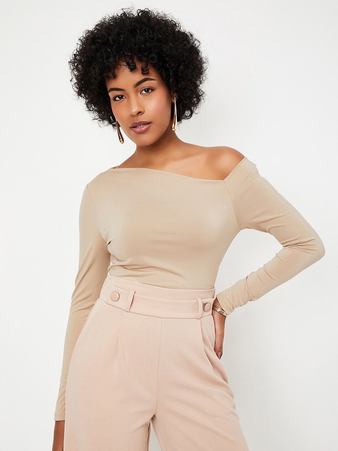 

Max x Kalki Women Solid Knitted Top, Beige