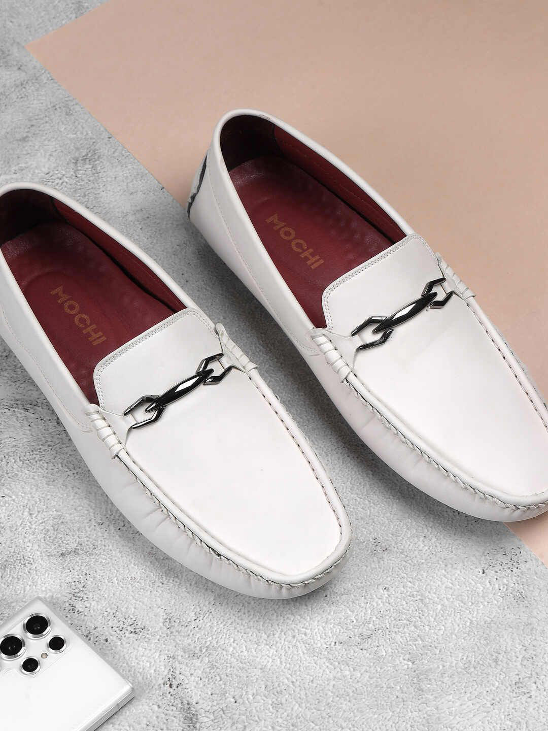 

Mochi Men Solid Round Toe Loafers with Buckles, Off white