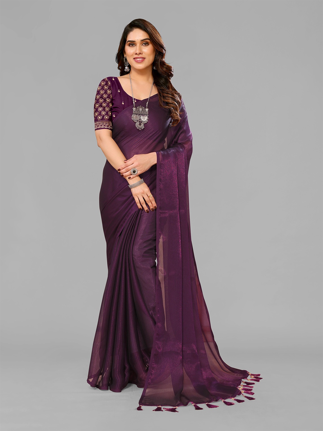 

saretramall Solid Saree With Blouse Piece, Purple