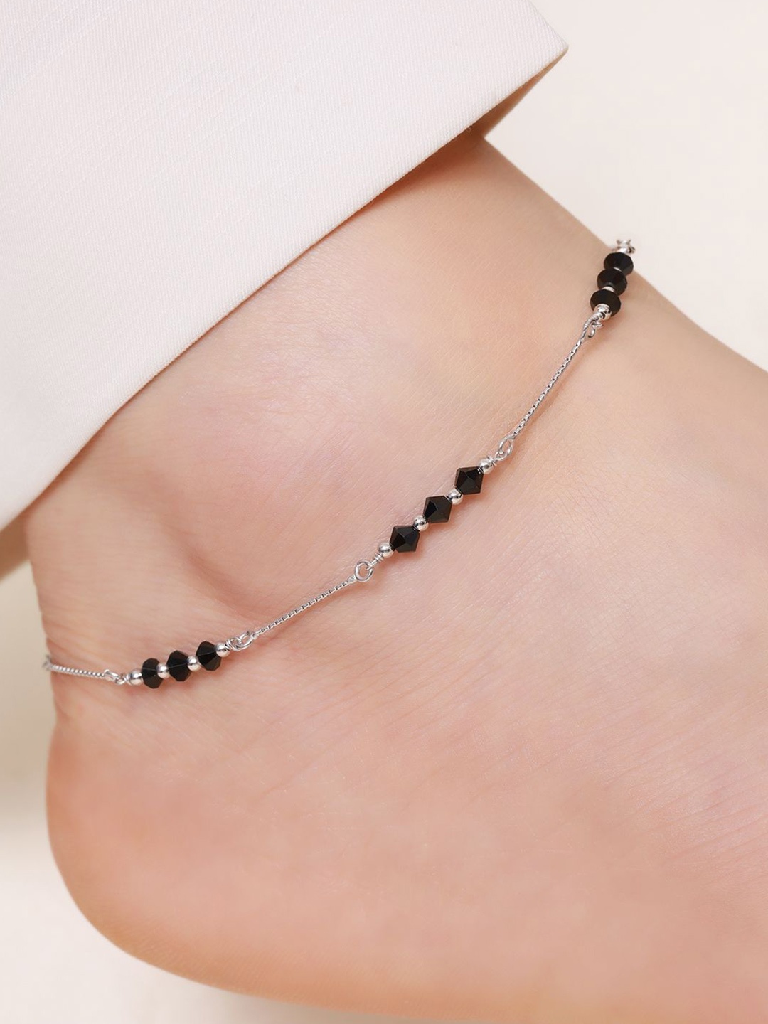 

Zavya 925 Sterling Silver Rhodium-Plated Artificial Beads Anklet