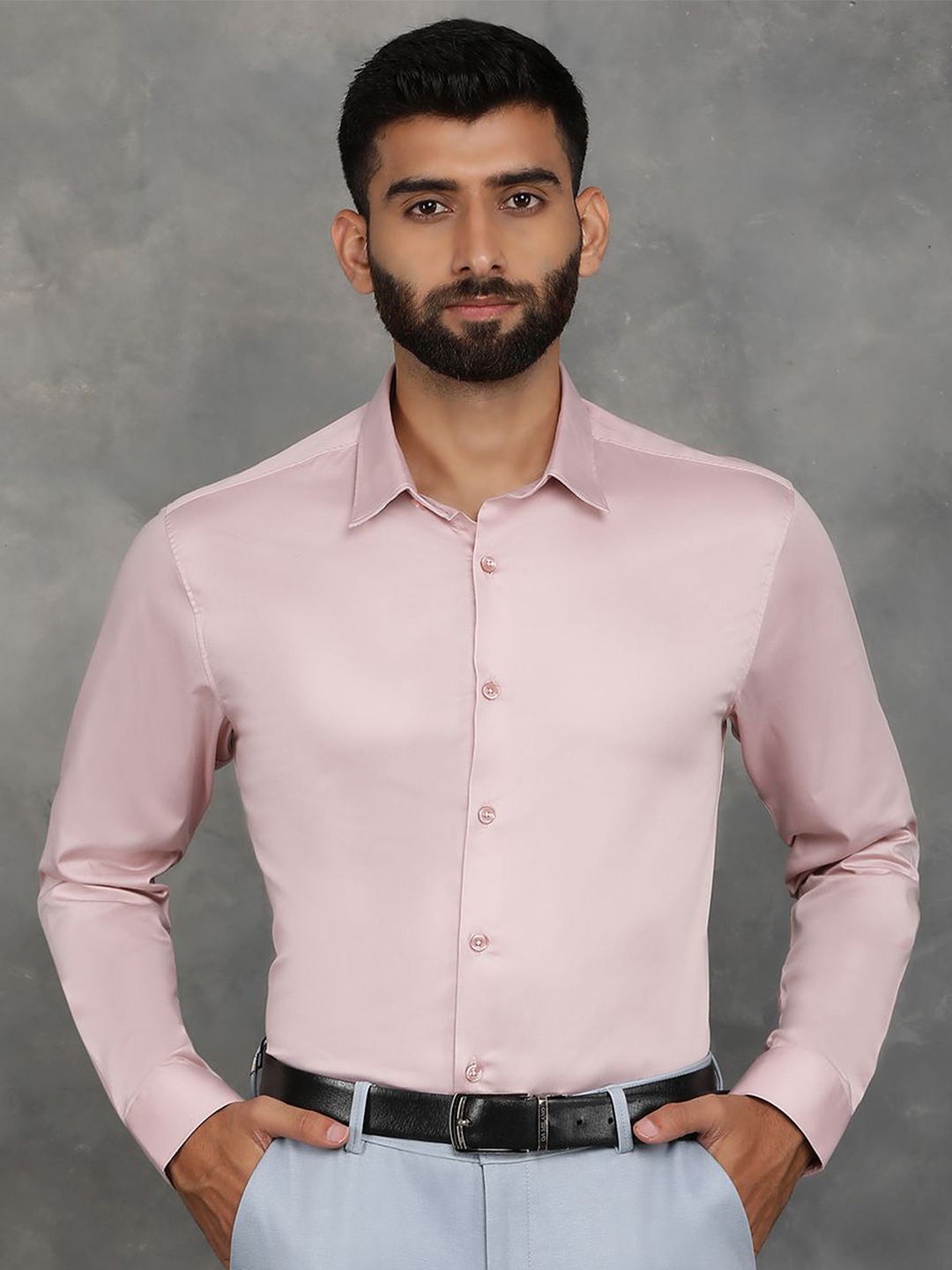 

Greenfibre Men Spread Collar Solid Cotton Slim Fit Casual Shirt, Pink