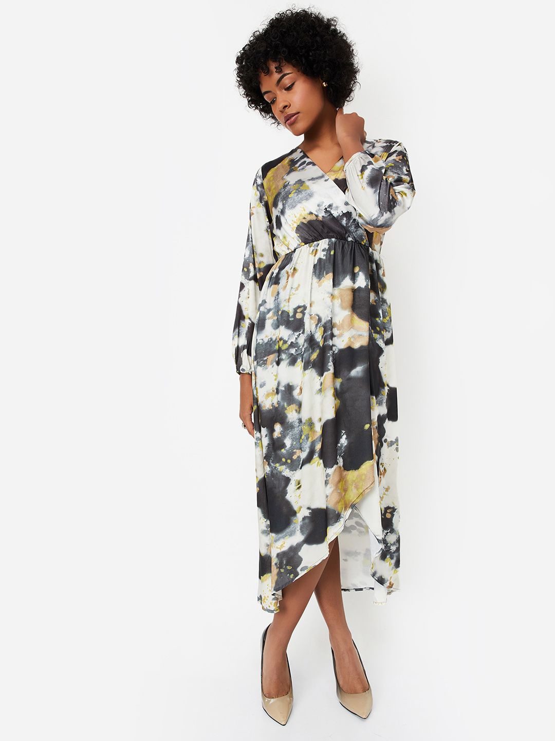 

Max x Kalki Women Printed Wrap Dress, Black