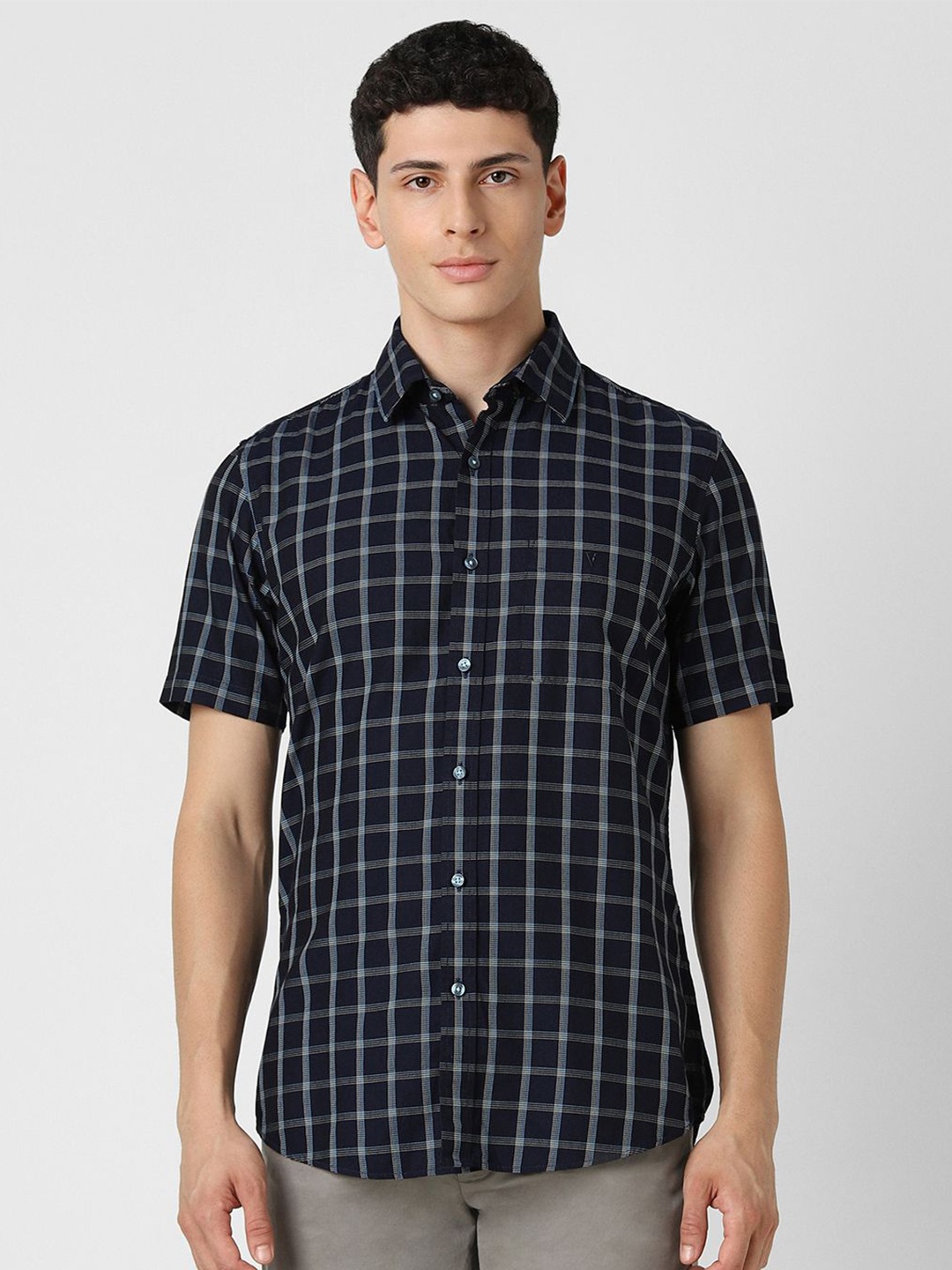 

Van Heusen Sport Men Spread Collar Tartan Checked Cotton Slim Fit Casual Shirt, Navy blue