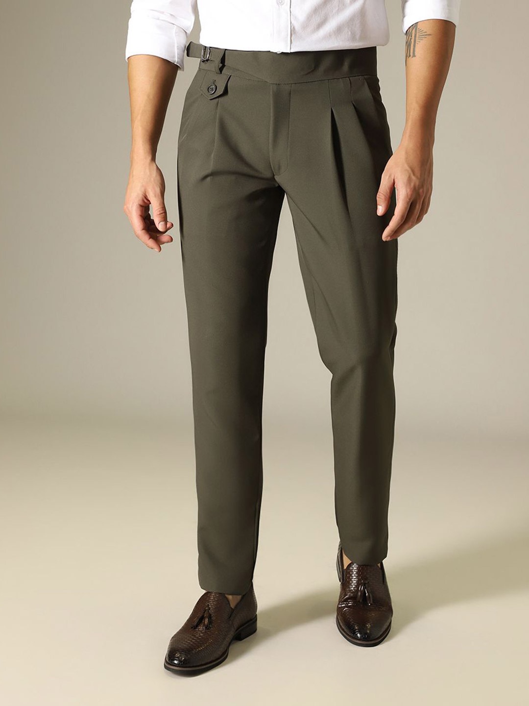 

Banana Club Men Original Slim Fit Pleated Regular Trousers, Olive