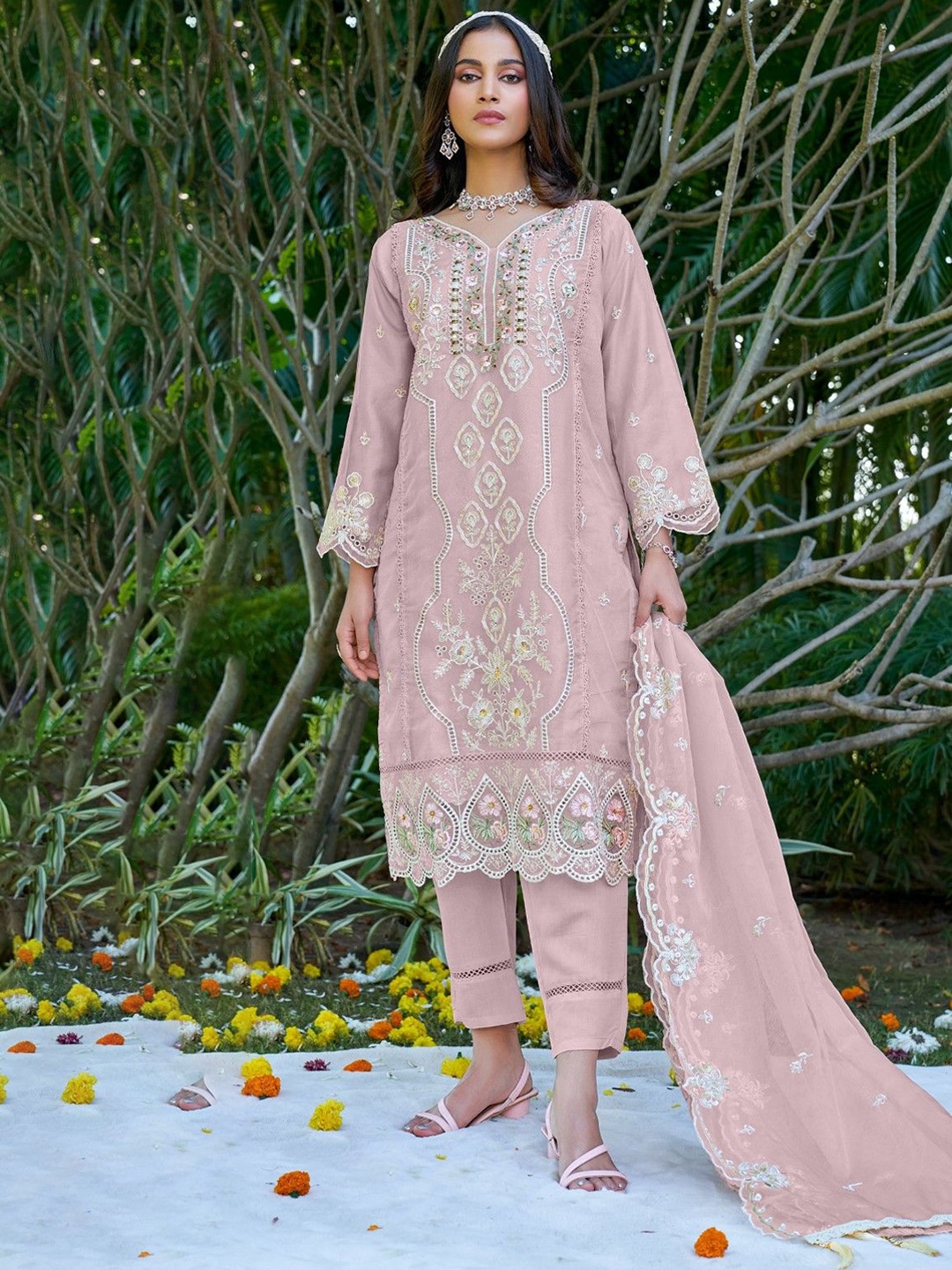 

AUTUMN LANE Jannat Embroidered Pakistani Style Sequinned Kurta with Trousers & Dupatta, Pink