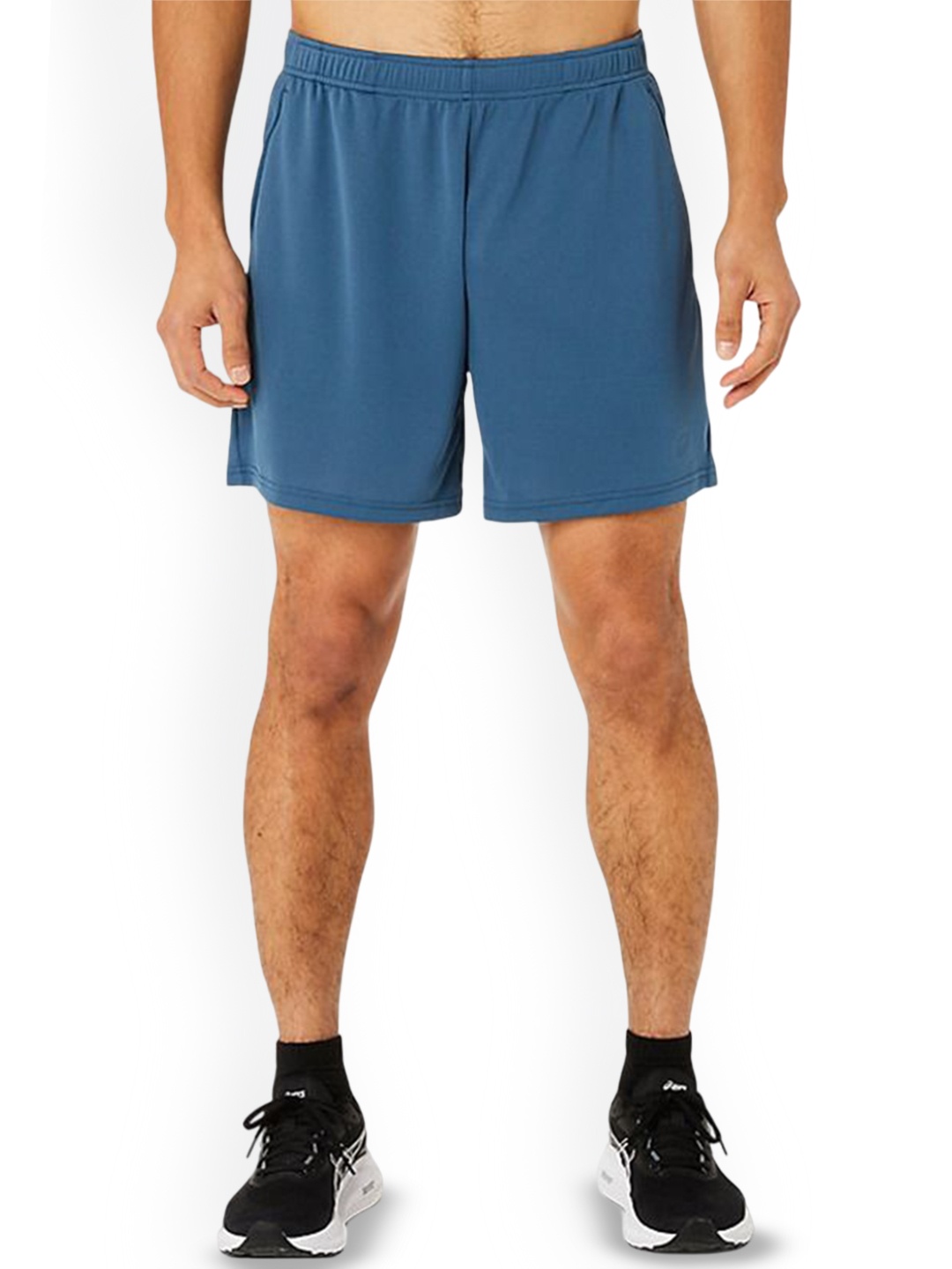 

ASICS Men Solid Vented Knit 7in Shorts, Blue