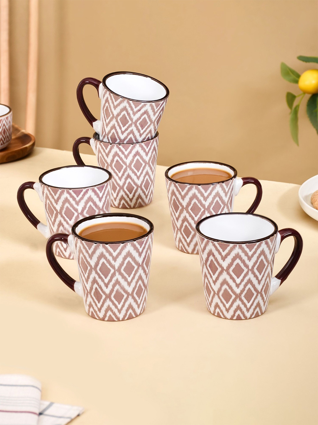 

Nestasia Pink & White 6 Pcs Gometric Printed Ceramic Microwave Safe Glossy Cups Set 250ml