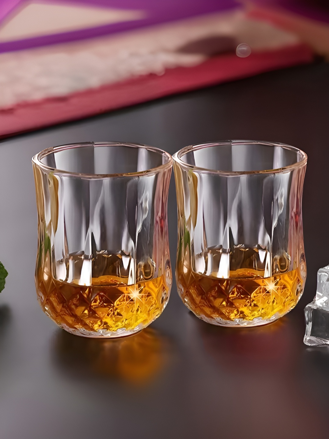 

The Better Home Transparent 2 Pieces Textured Whiskey Glasses 200ml