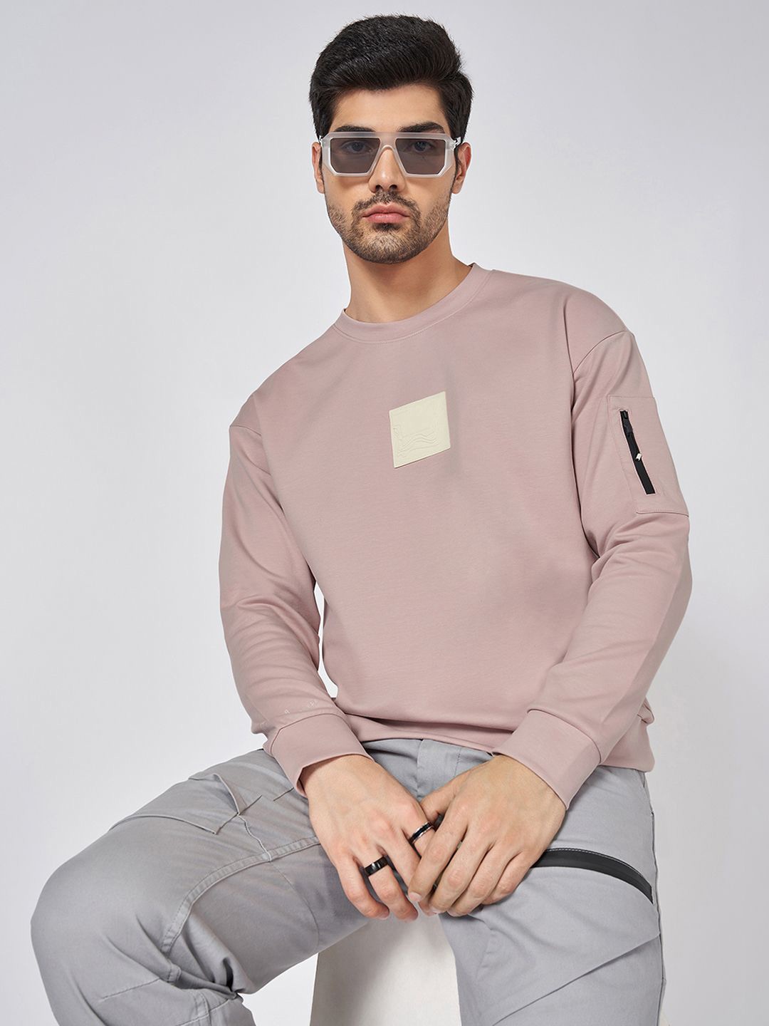 

Street 808 by Pantaloons Men Solid Round Neck Cotton Pullover Sweatshirt, Mauve