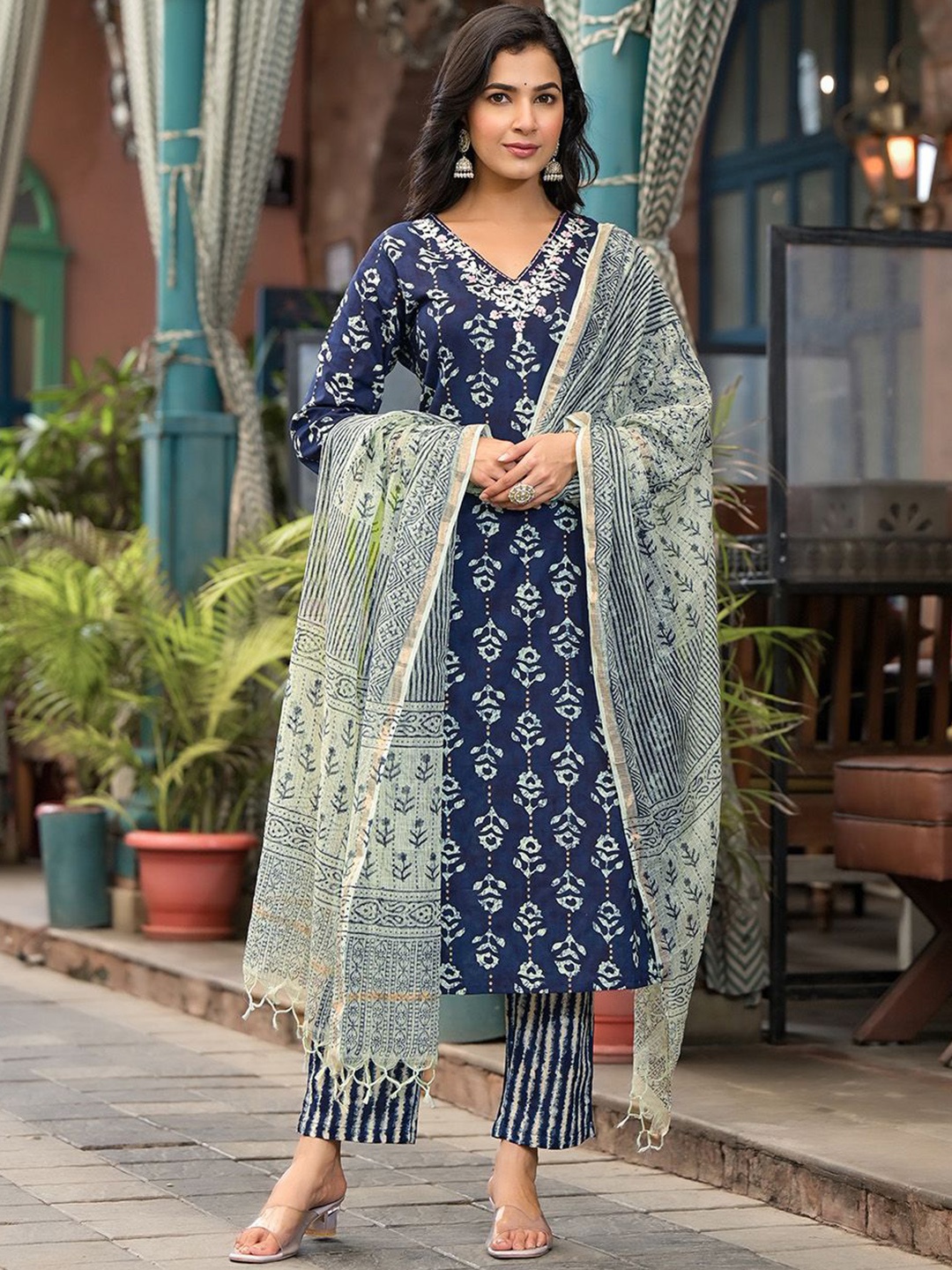 

Benaaz Ethnic Motifs Printed Pure Cotton Straight Kurta With Trousers & Dupatta, Blue