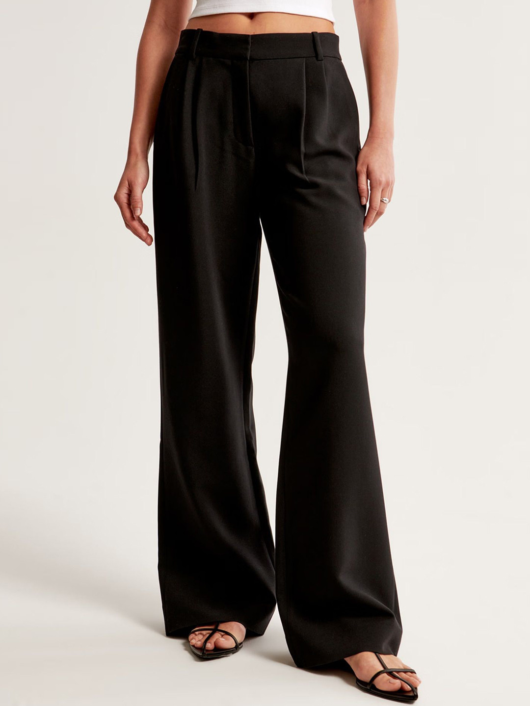 

FNOCKS Women Smart Straight Fit High-Rise Pleated Wide Leg Trousers, Black