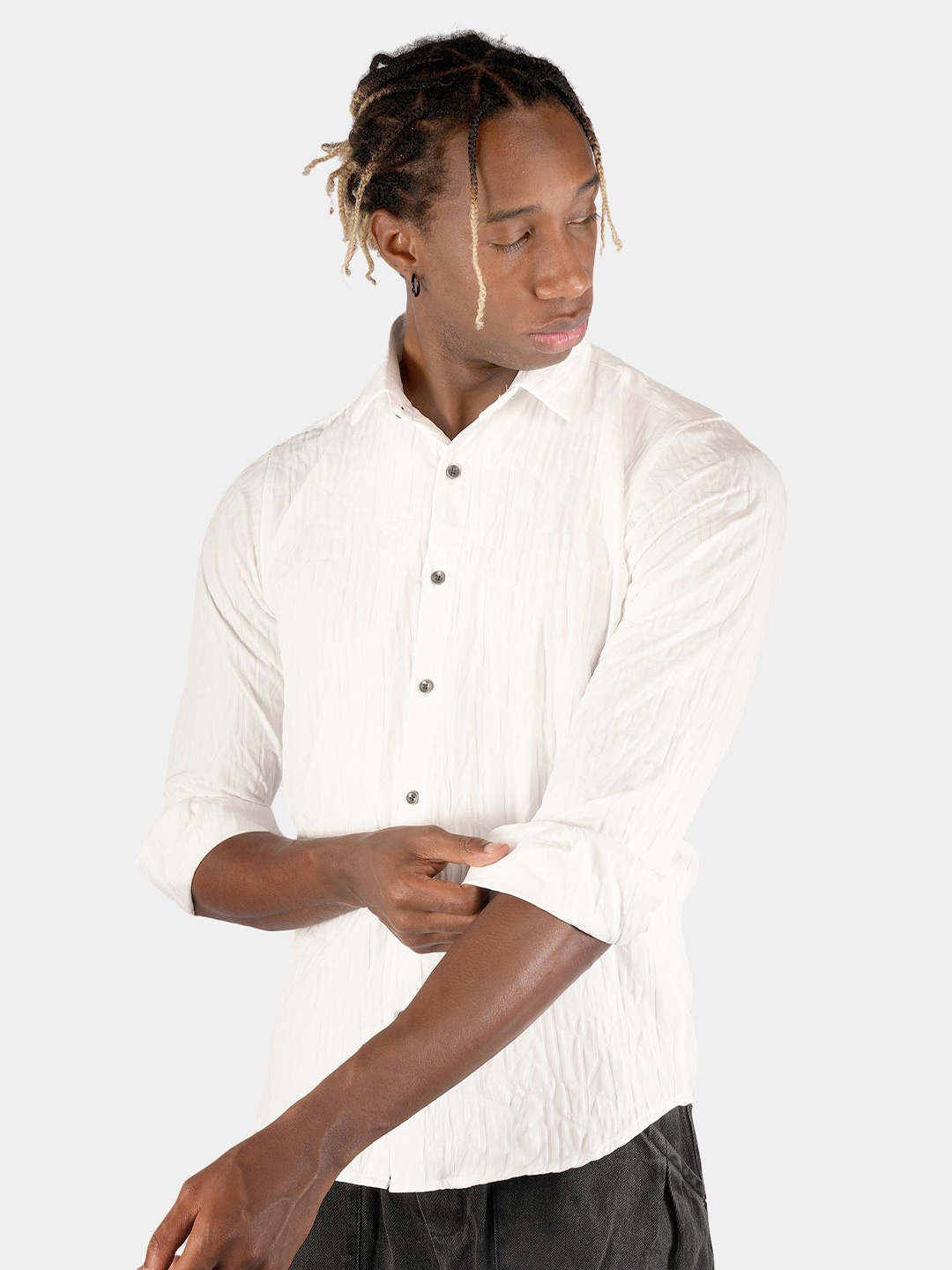 

BOTABOCHI Men Classic Opaque Casual Shirt, White