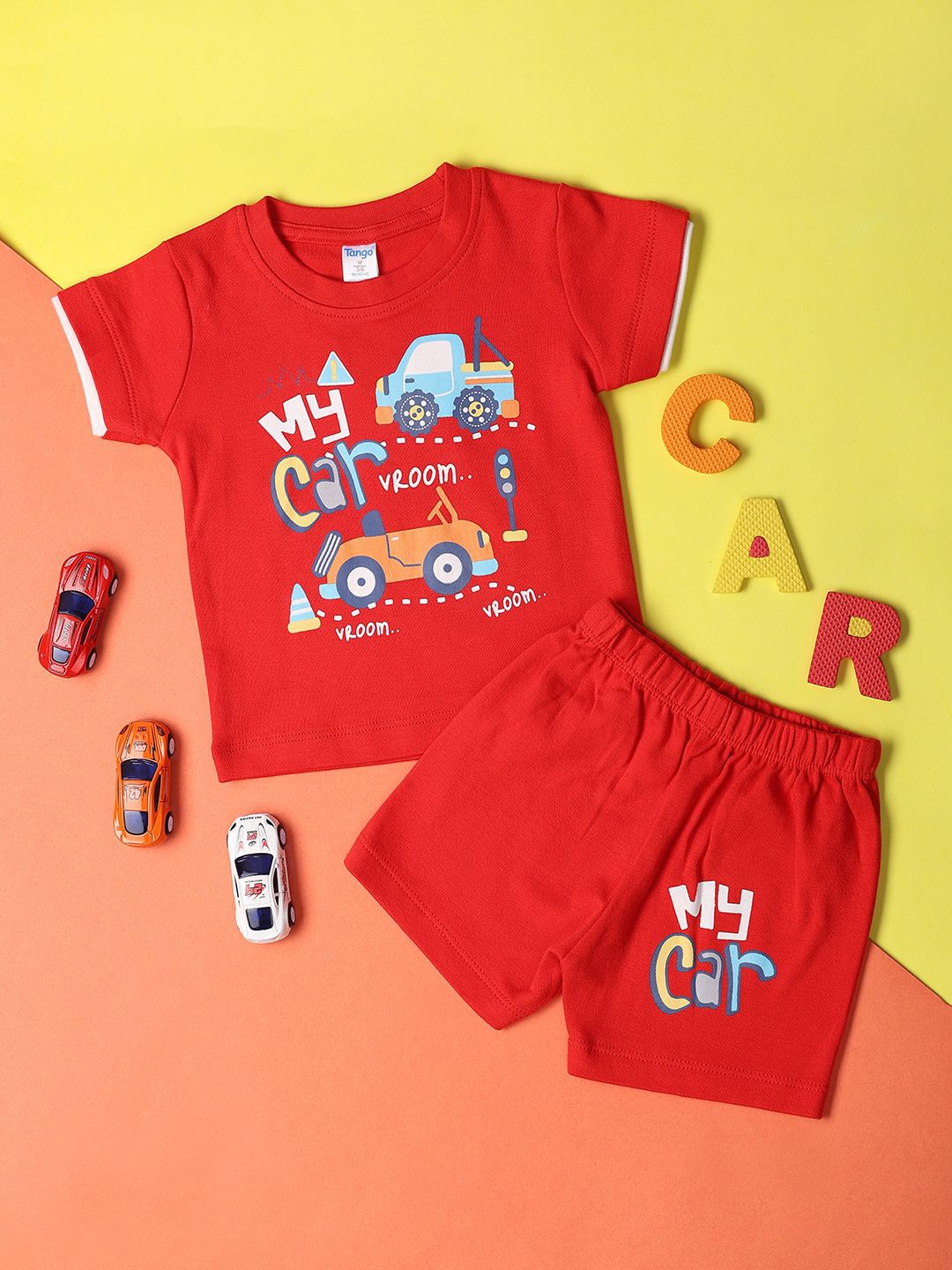 

V-Mart Boys Printed T-shirt with Shorts, Red