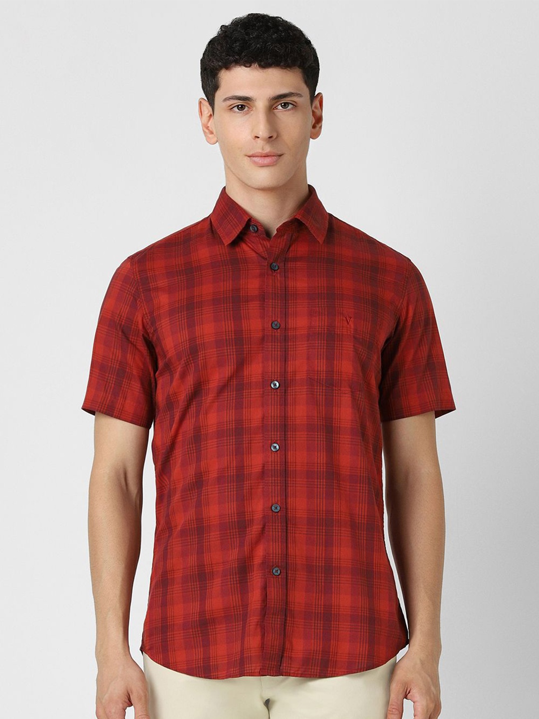 

Van Heusen Sport Men Spread Collar Tartan Checked Cotton Slim Fit Casual Shirt, Red