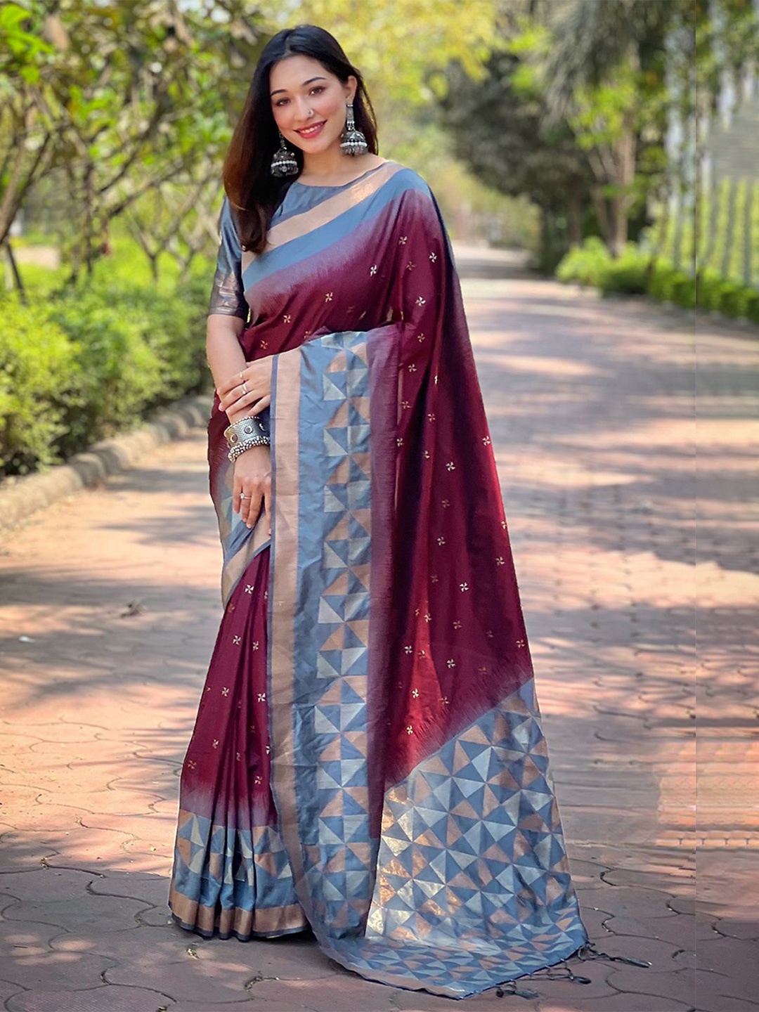 

Mitera Woven Design Zari Banarasi Saree, Maroon