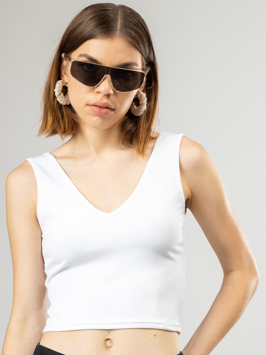 

Redamancii Women Solid V-Neck Polycotton Top, White