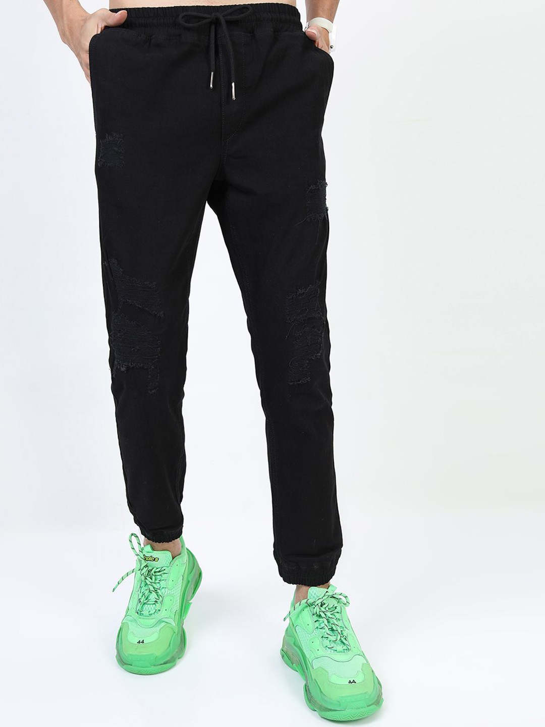 

HIGHLANDER Men Jogger Highly Distressed Stretchable Jeans, Black