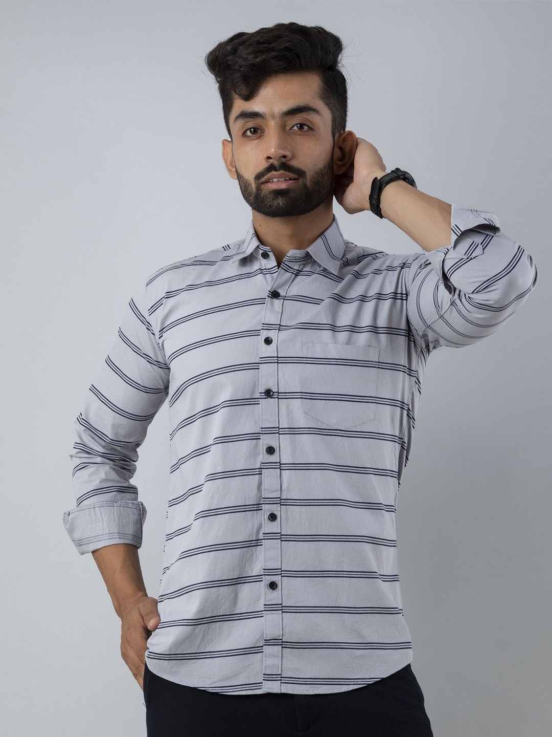 

Vcom Men Classic Spread Collar Horizontal Striped Cotton Slim Fit Casual Shirt, Grey
