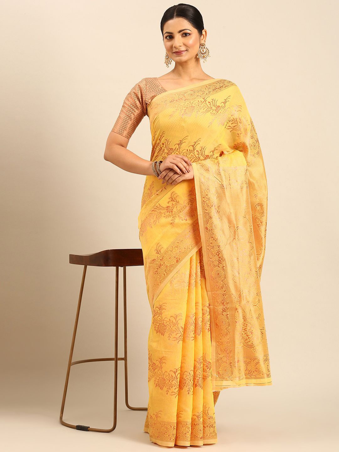

Ishin Ethnic Motifs Woven Design Zari Saree, Yellow