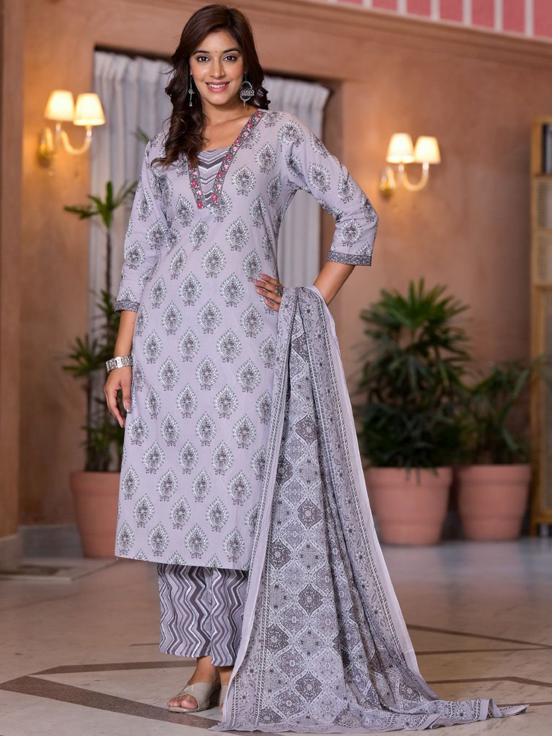 

Benaaz Floral Printed Thread Work Pure Cotton Straight Kurta With Trousers & Dupatta, Grey