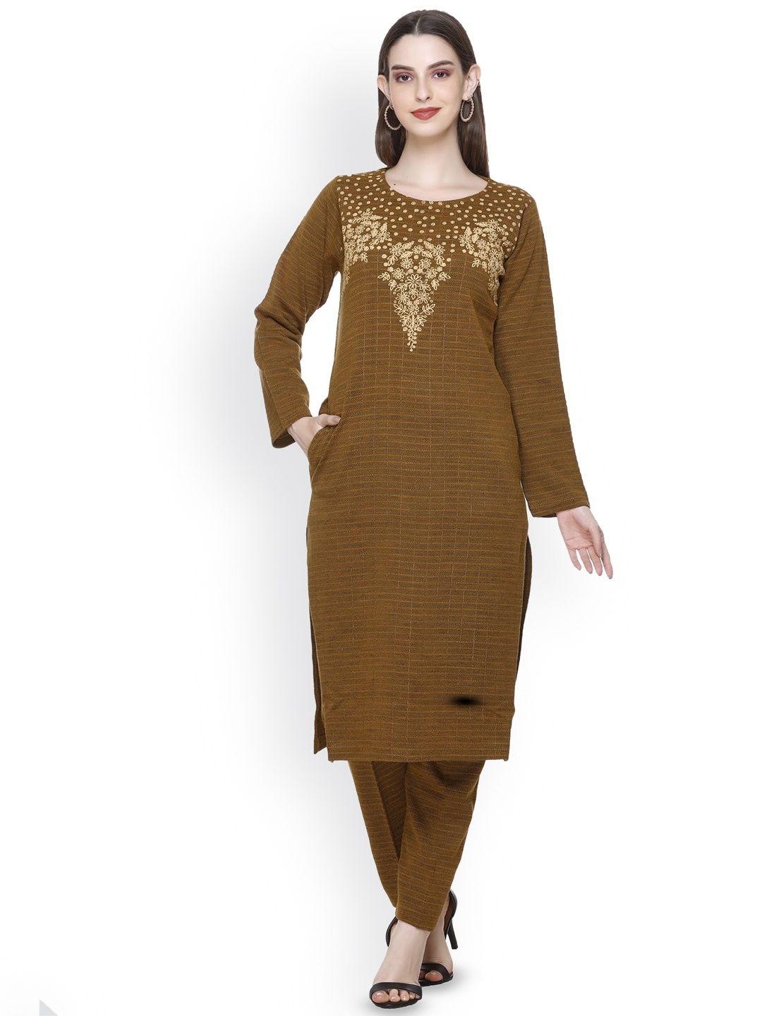 

EVORA Women Floral Embroidered Regular Kurti with Trousers, Mustard