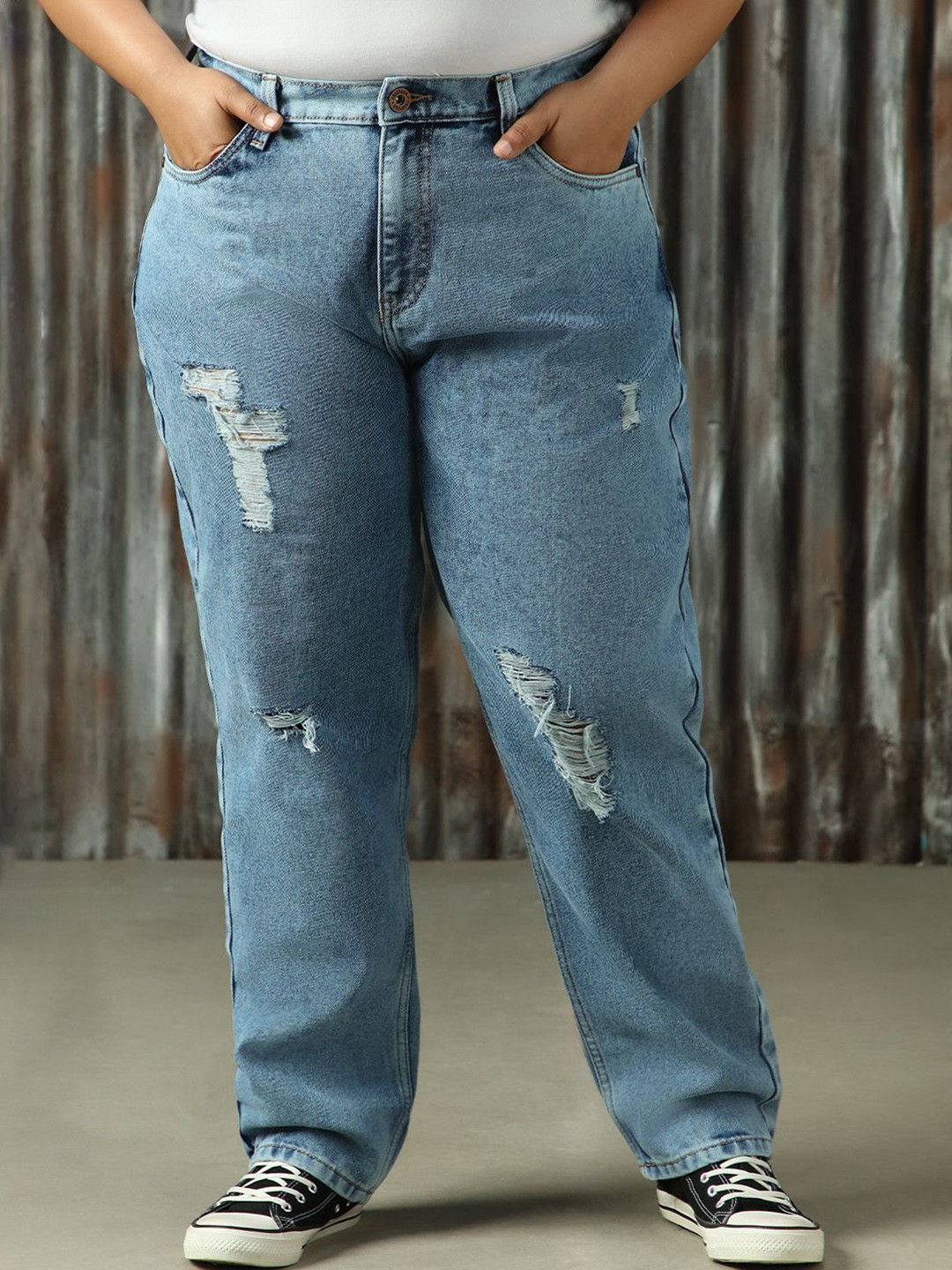

Freeform By High Star Women High-Rise Mom Fit Heavy Distress Jeans, Blue