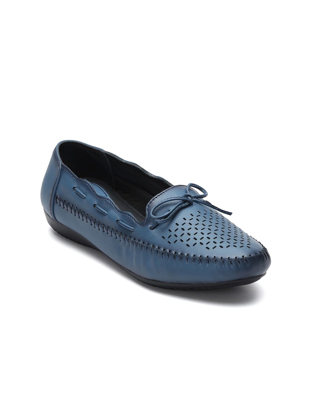 

Zoom Shoes Women Textured Leather Loafers with Laser Cuts, Blue