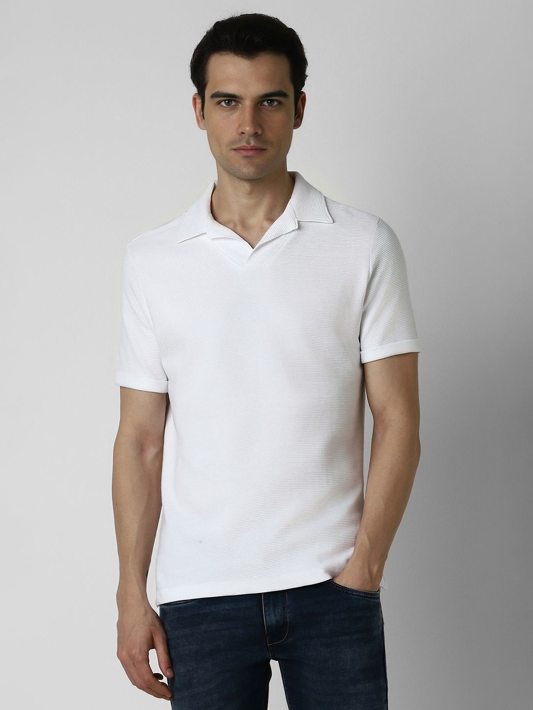 

VAN HEUSEN DENIM LABS Men Solid Polo Collar Cotton T-shirt, White