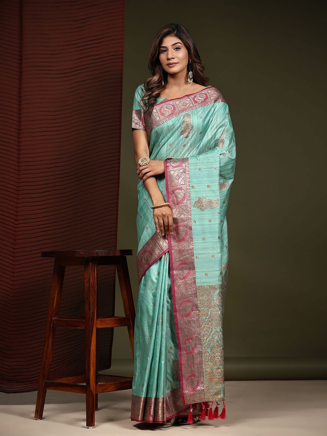 

NIWAA Woven Design Zari Pure Cotton Banarasi Saree, Sea green