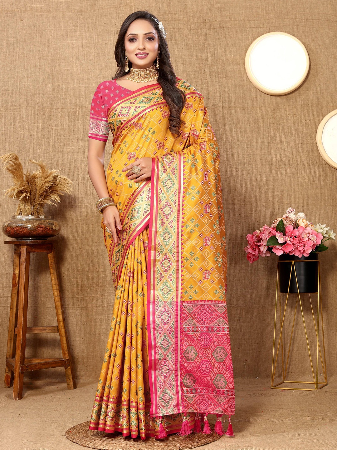 

Zeekha Woven Design Zari Pure Silk Kanjeevaram Saree, Mustard