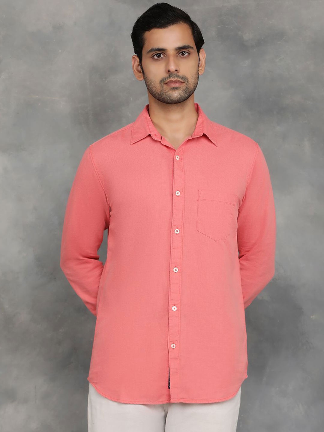 

JADE BLUE Men Spread Collar Solid Cotton Linen Slim Fit Casual Shirt, Pink