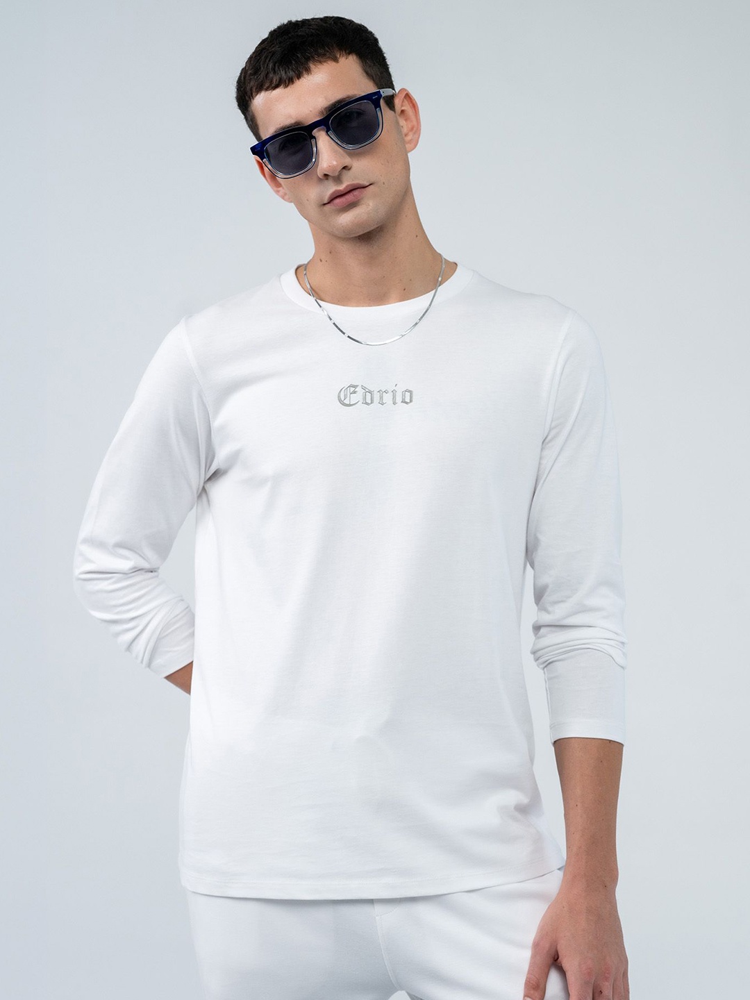 

EDRIO Men Solid Round Neck Cotton Relaxed Fit T-shirt, White