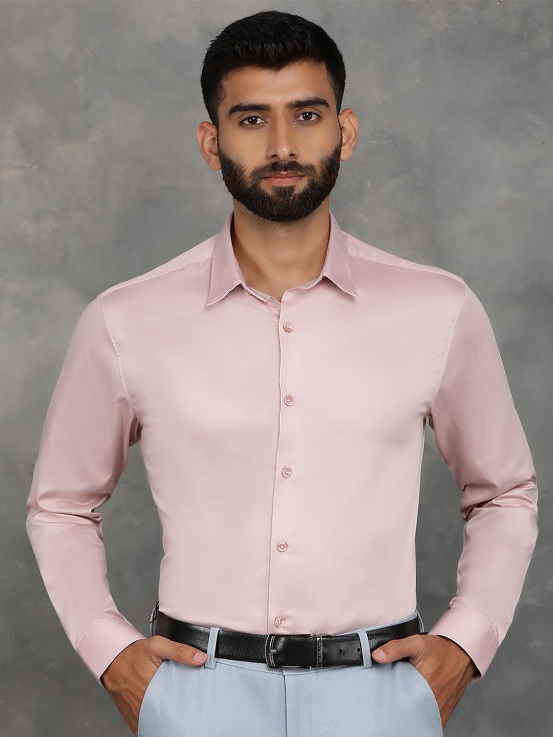 

Greenfibre Men Spread Collar Solid Cotton Slim Fit Casual Shirt, Pink