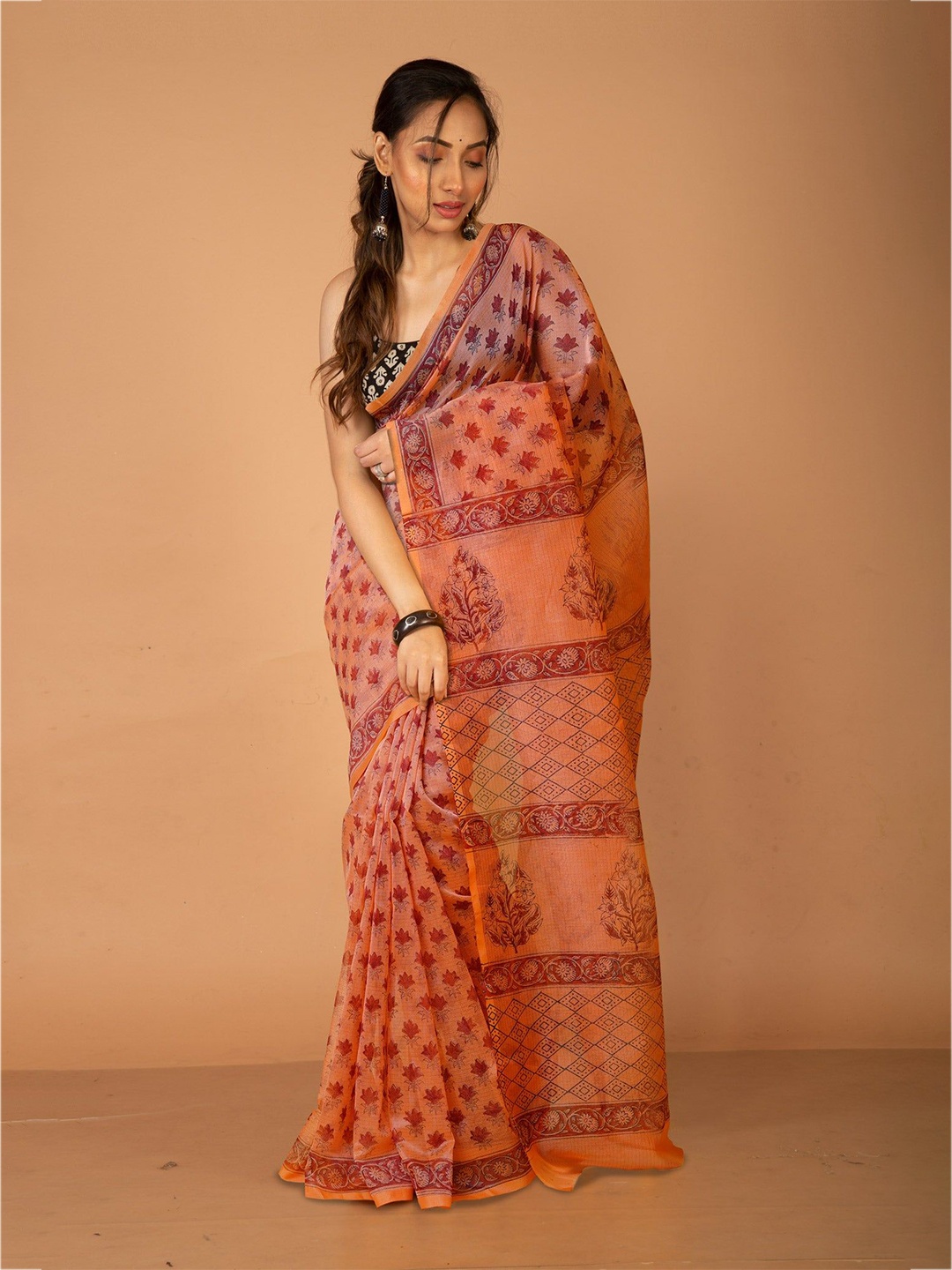 

Unnati Silks Ethnic Motifs Printed Handloom Block Print Saree, Orange