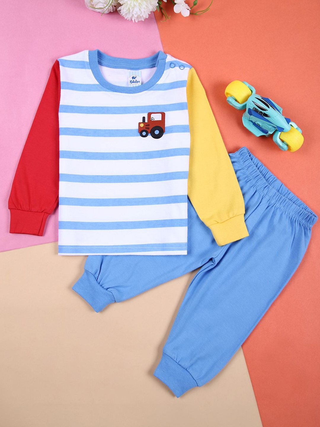 

V-Mart Boys Printed Pure Cotton T-shirt With Jogger, Blue