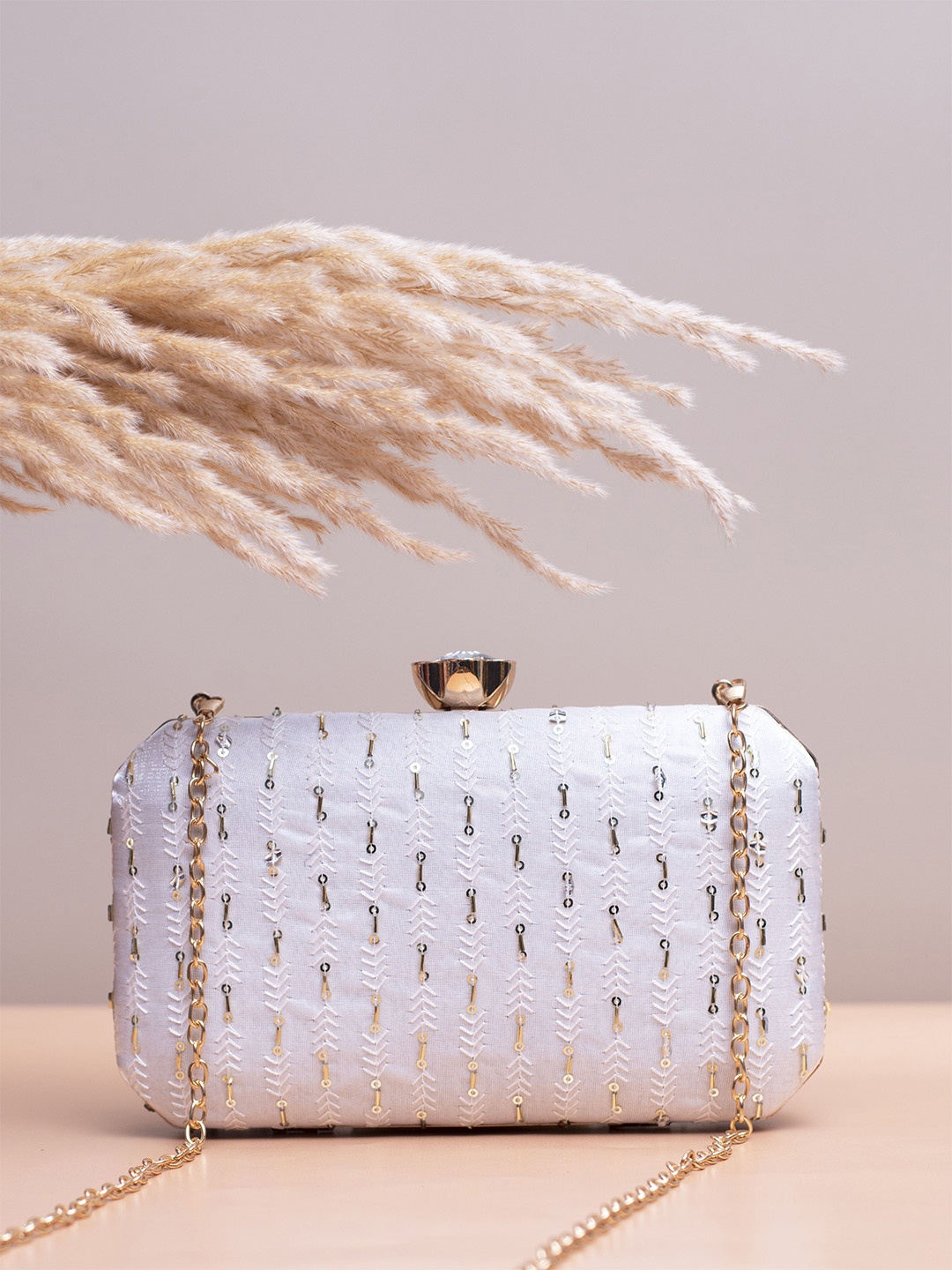 

ARTKLIM Embroidered Box Clutch, White