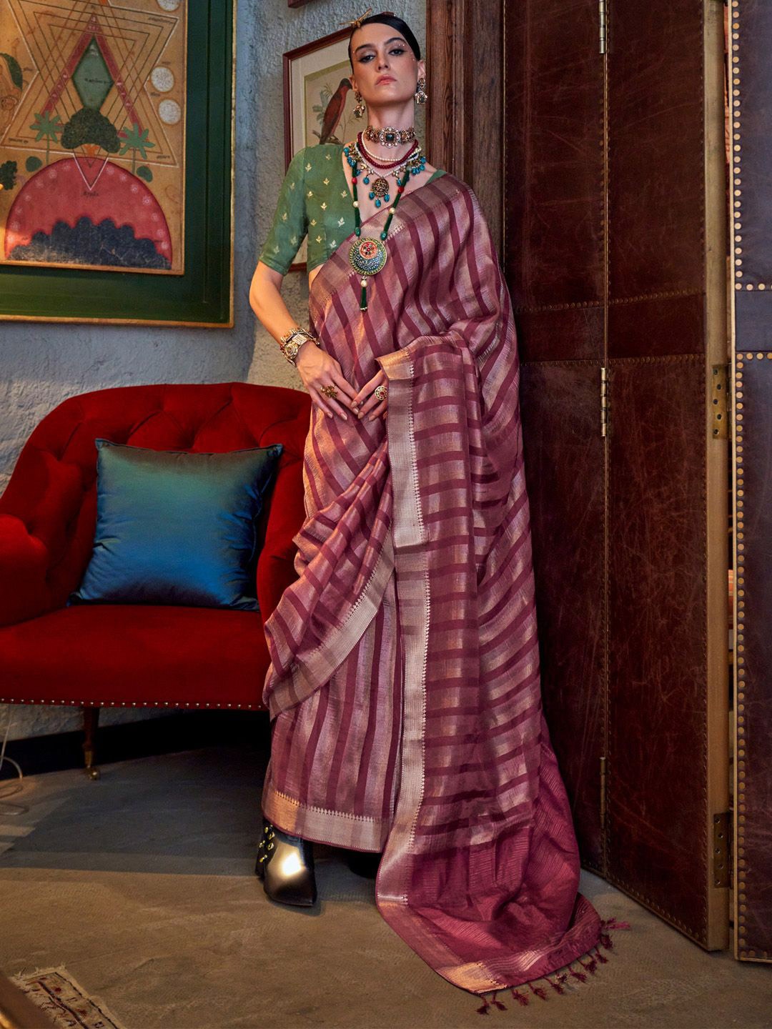 

Mitera Striped Woven Design Banarasi Saree, Maroon