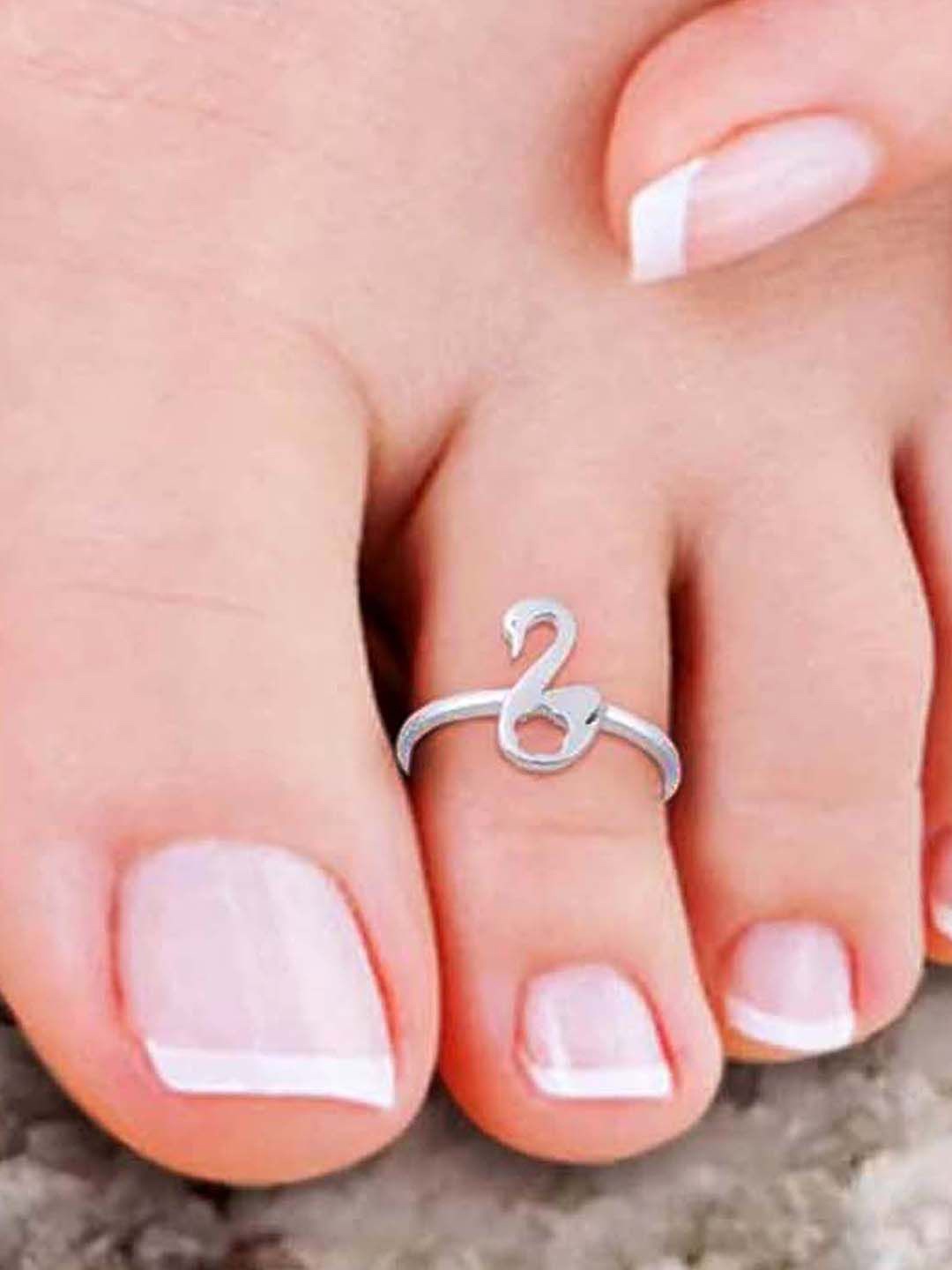 

Sangria 925 Sterling Silver Swan Design Toe Rings