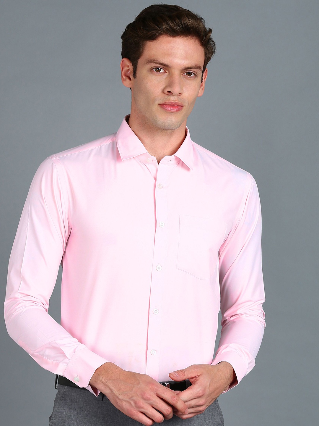 

BRUTTLYN Men Classic Spread Collar Solid Cotton Slim Fit Casual Shirt, Pink