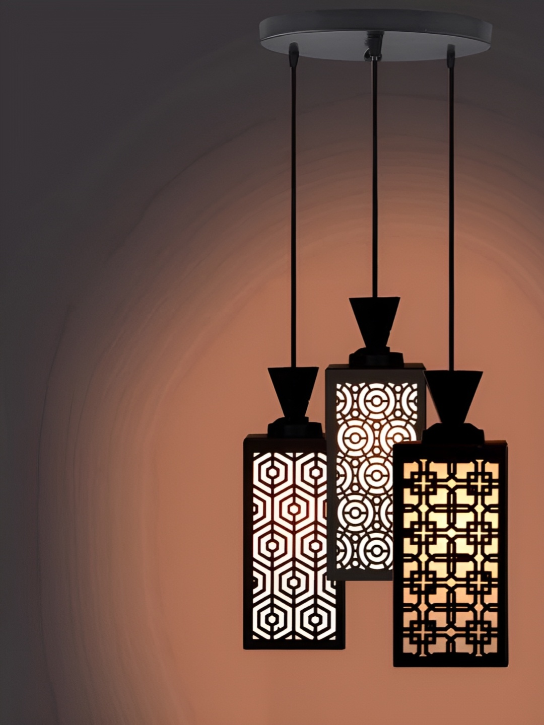 

Afast Black & White Traditional Ceiling Lamp