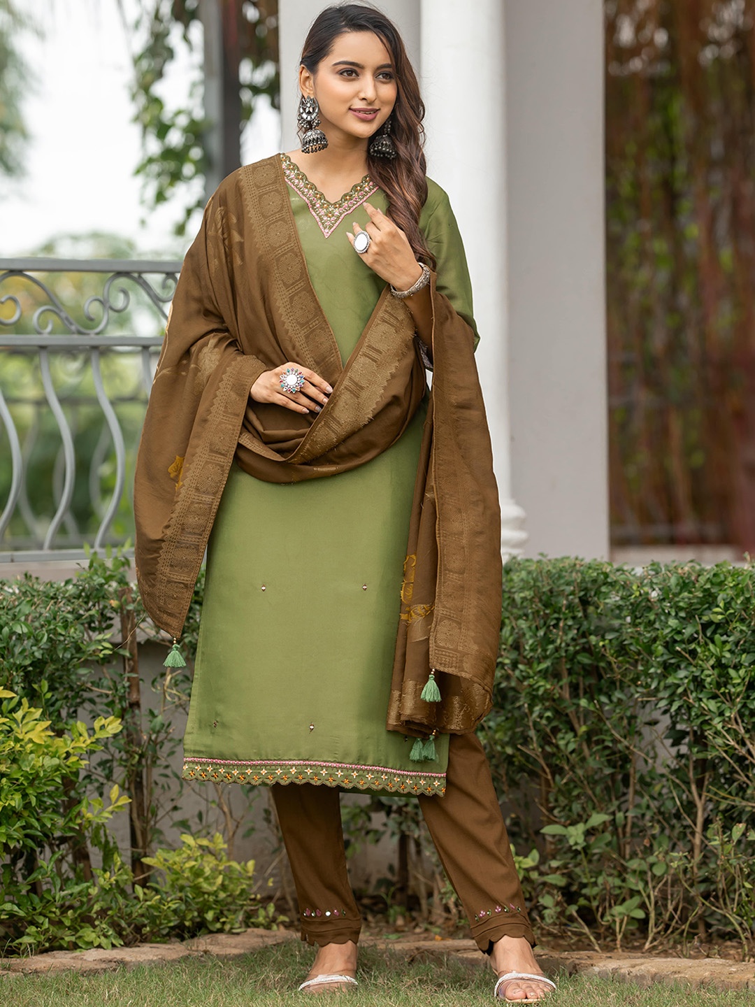 

MITTOO Mirror Work Pure Silk Straight Kurta with Trousers & With Dupatta, Green