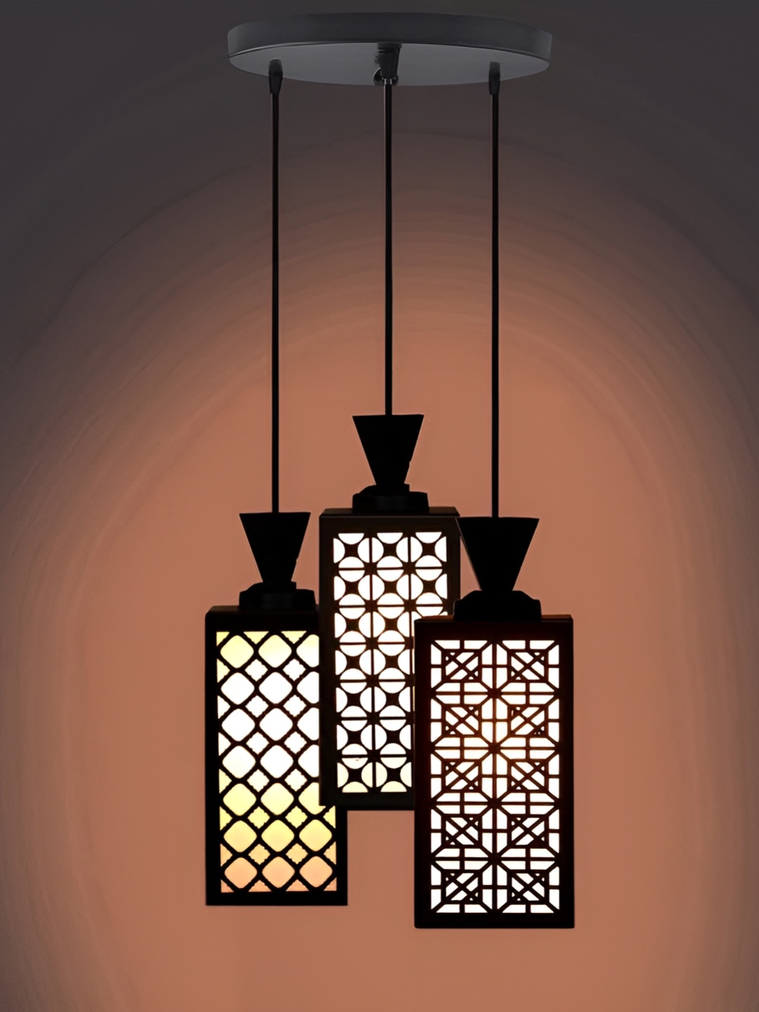 

Afast Black & White Ceiling Lamp