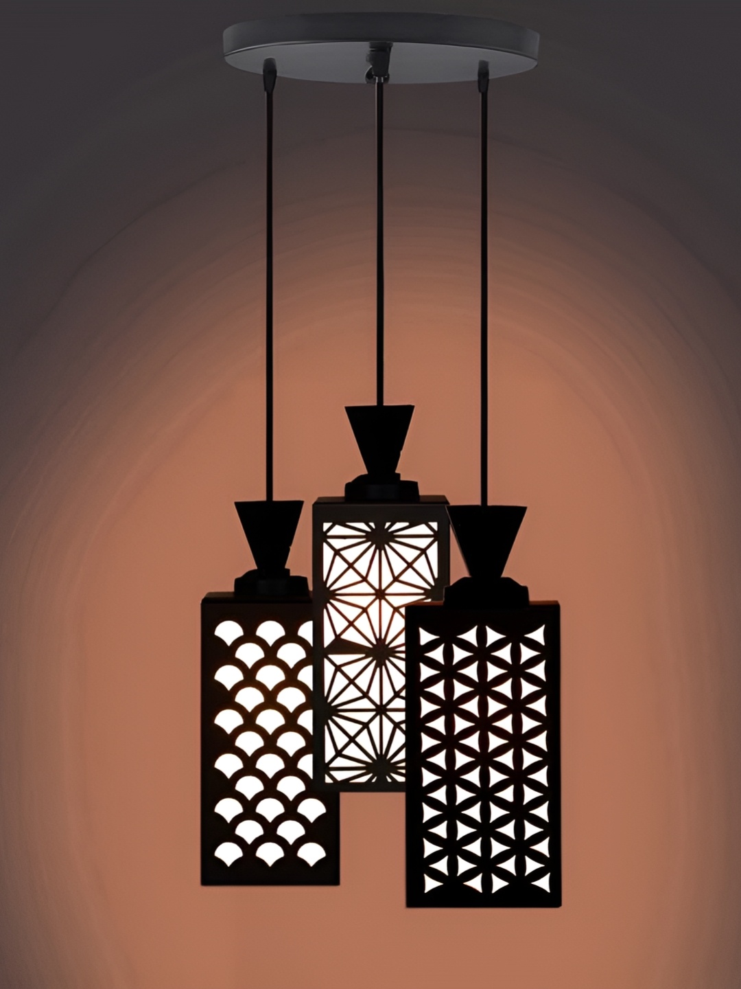 

Afast Black & White Traditional Ceiling Lamp